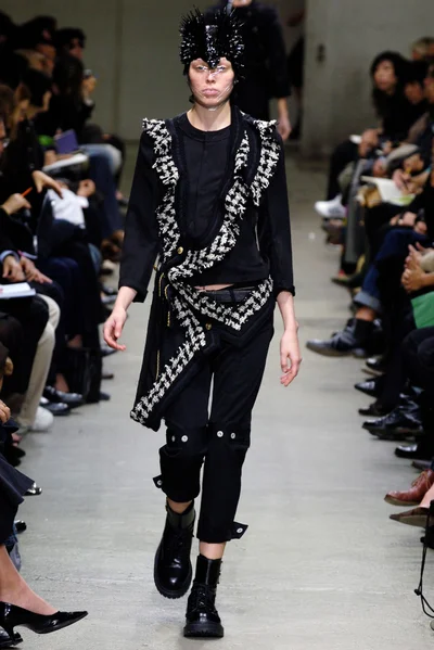 Look 23